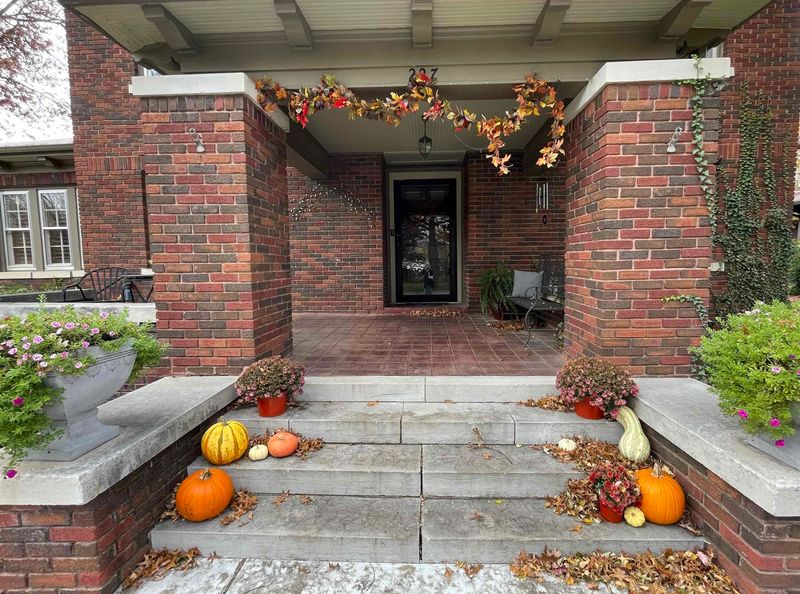 227 N Crestway, Wichita, KS 67208