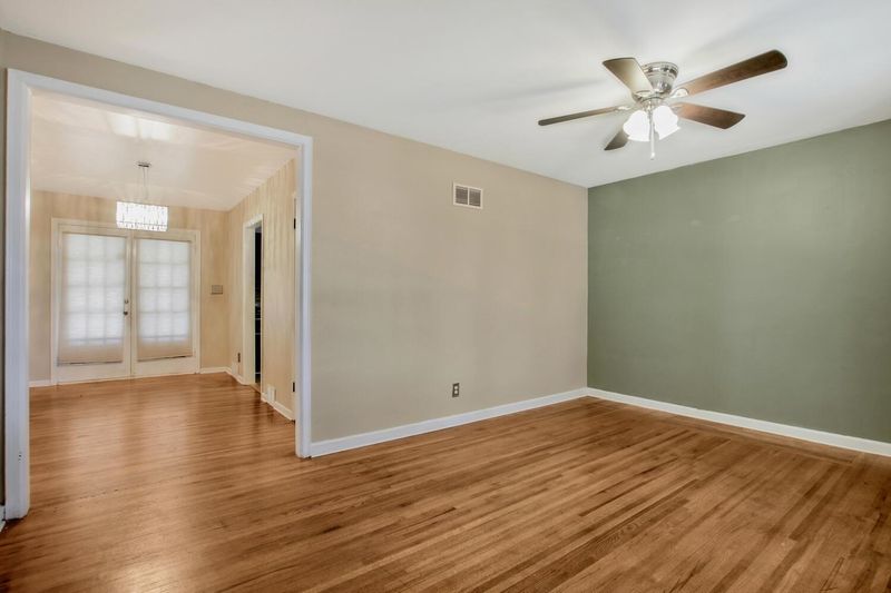 545 S Elpyco, Wichita, KS 67218