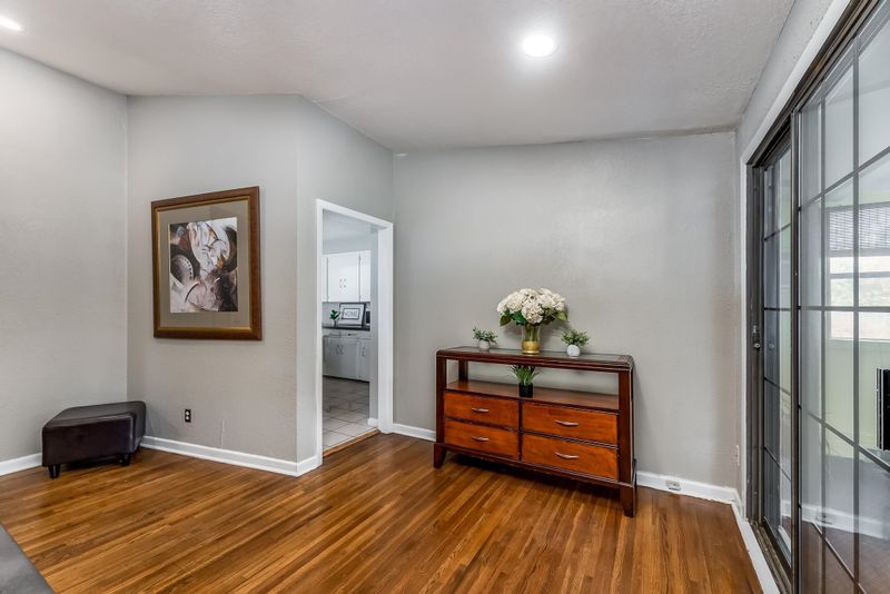 2348 N Roosevelt St, Wichita, KS 67220