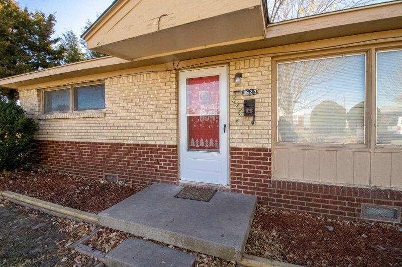 1625 E Jump St, Wichita, KS 67216