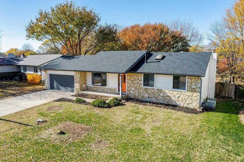1430 E Warren Ave, Derby, KS 67037-3704