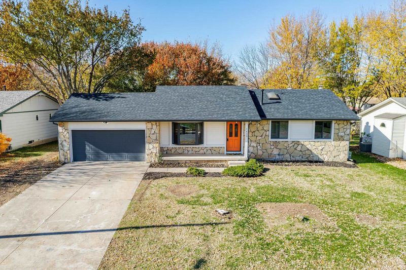 1430 E Warren Ave, Derby, KS 67037-3704