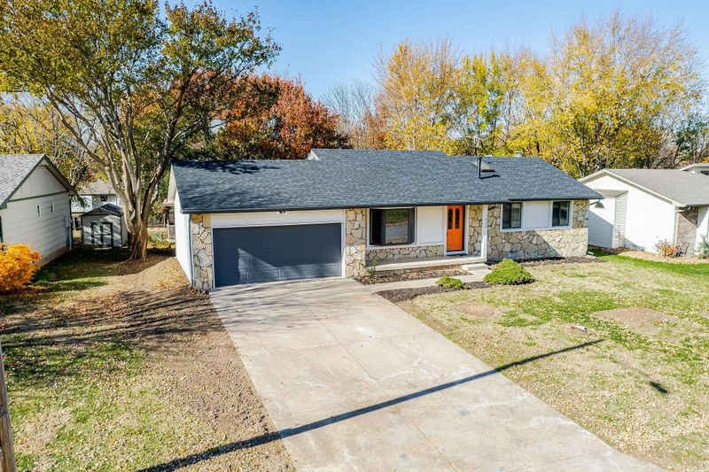 1430 E Warren Ave, Derby, KS 67037-3704