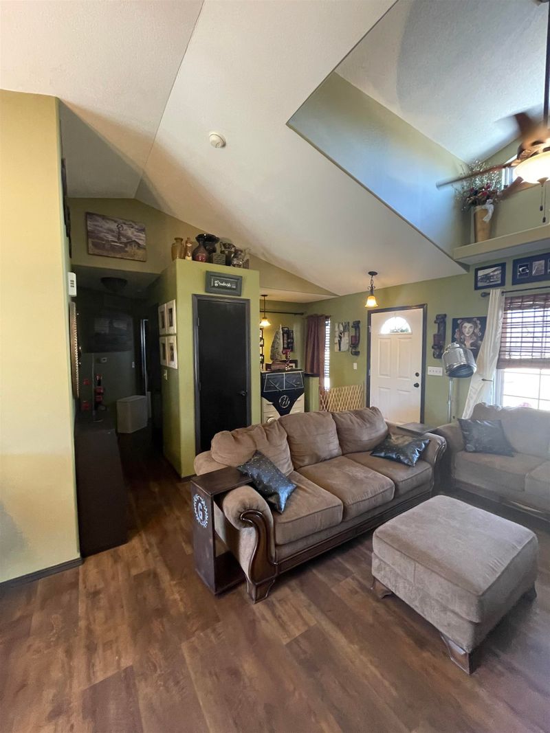 116 S Berkshire, Bentley, KS 67016