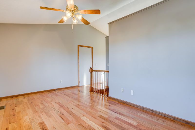 120 Wheatridge Ct, Newton, KS 67114