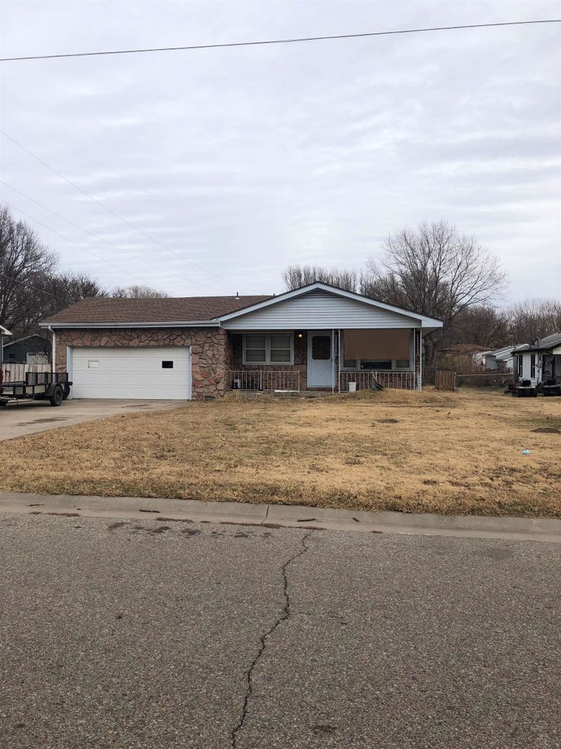 1232 N Baker St, Wichita, KS 67212