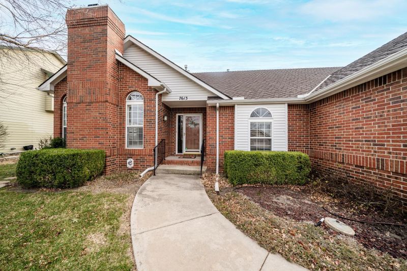 7613 E Oakmount, Wichita, KS 67226