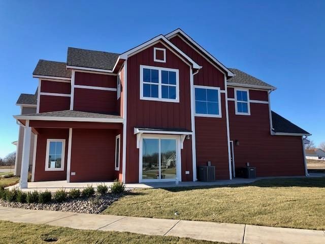 438 E Park Pl, Andover, KS 67002