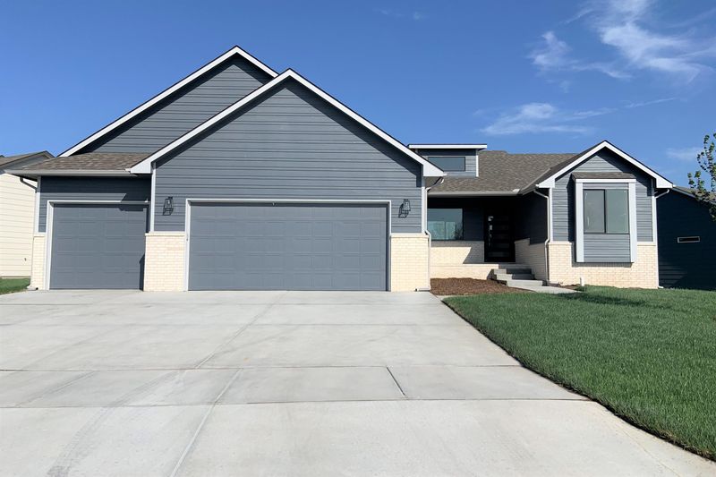 2505 S Spring Hollow St, Wichita, KS 67230