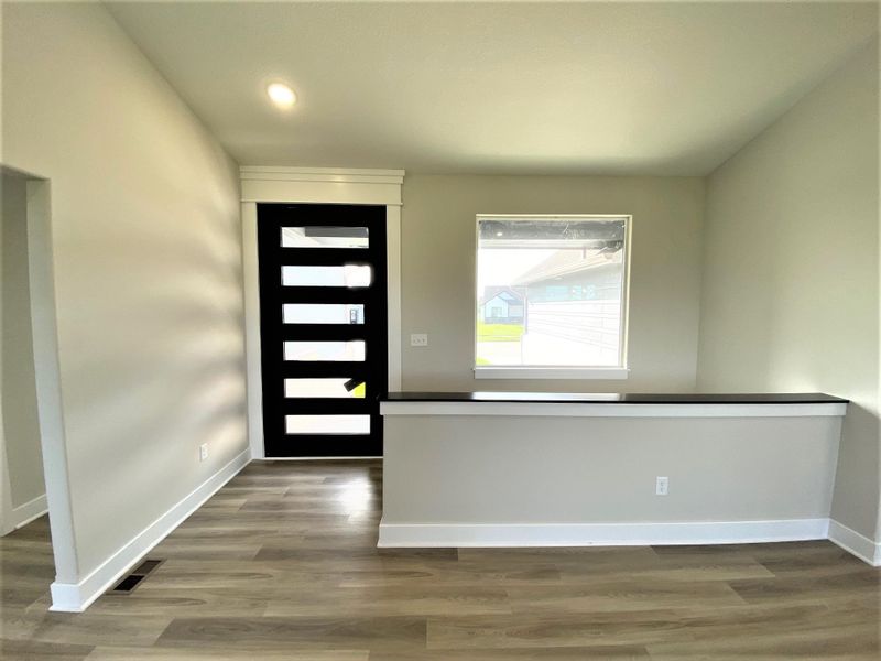 2505 S Spring Hollow St, Wichita, KS 67230