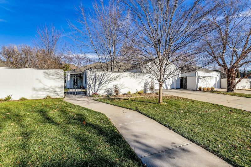 12414 E Killarney St, Wichita, KS 67206