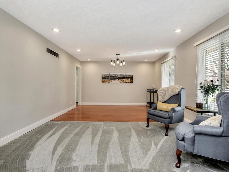 7701 E Dublin St, Wichita, KS 67206
