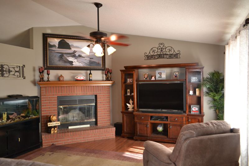 1202 E 85th St S, Haysville, KS 67060