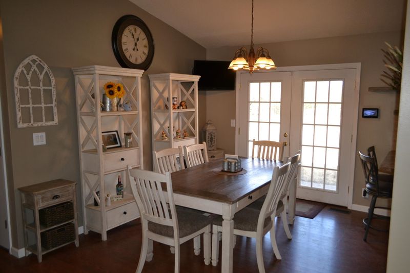1202 E 85th St S, Haysville, KS 67060