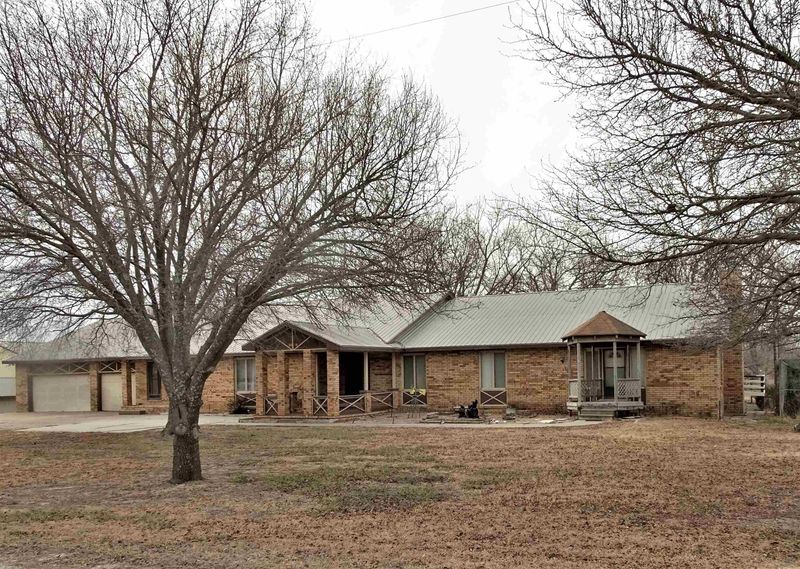 5033 SW Meadowlark Rd, Andover, KS 67002