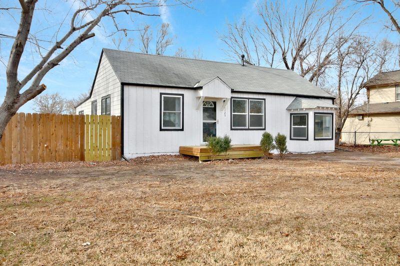 1125 N Gow, Wichita, KS 67203