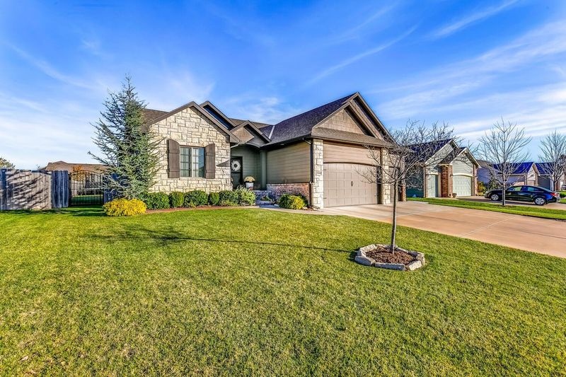 3106 N Emerson, Derby, KS 67037