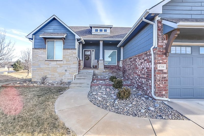 4754 Emerald Ct, Maize, KS 67101