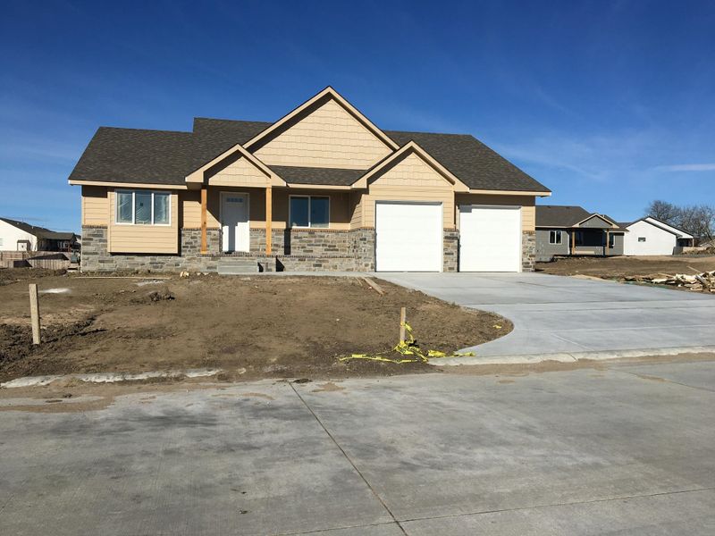 8604 E Chris, Bel Aire, KS 67226