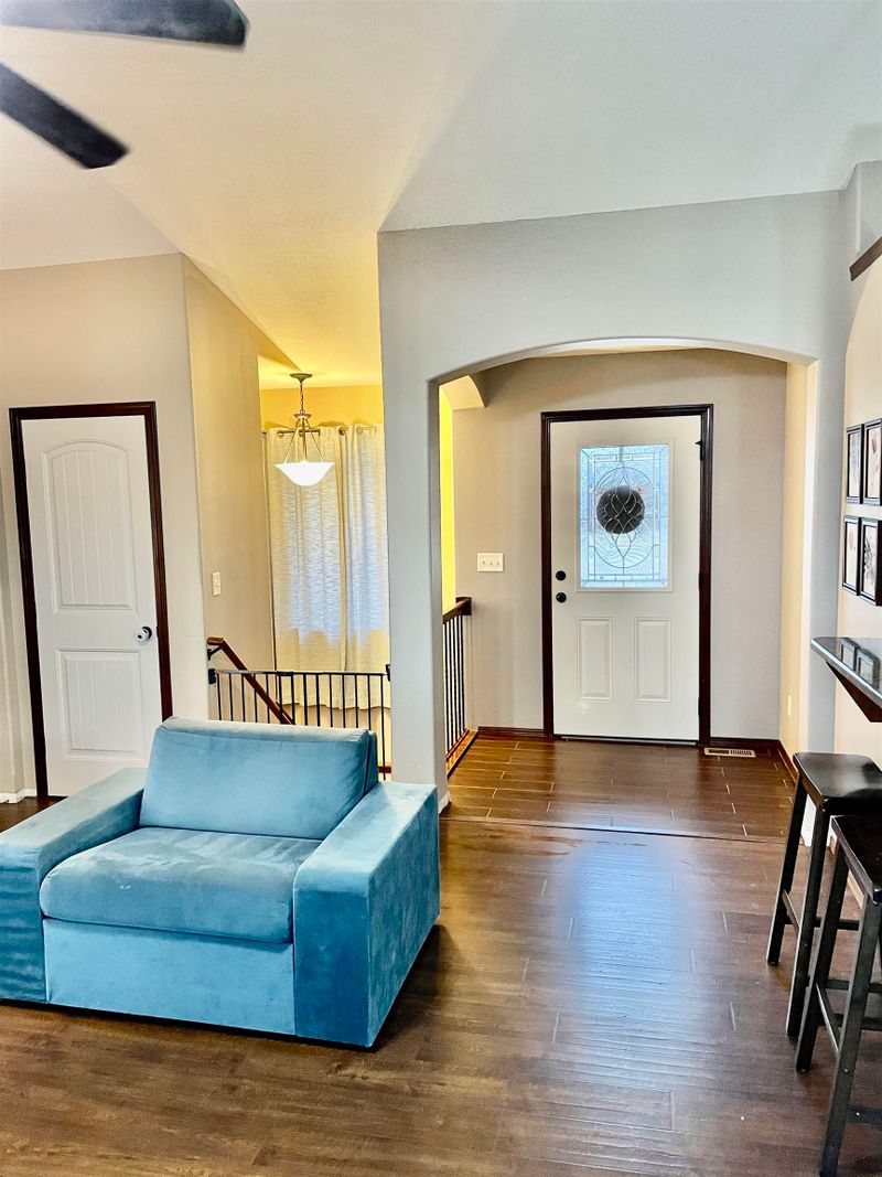 5371 N Rock Spring St, Bel Aire, KS 67226