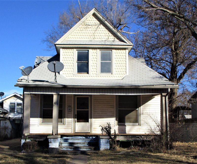 424 W 9th, Wichita, KS 67203