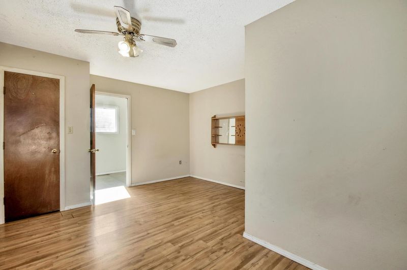 1211 S Main St, Wichita, KS 67213