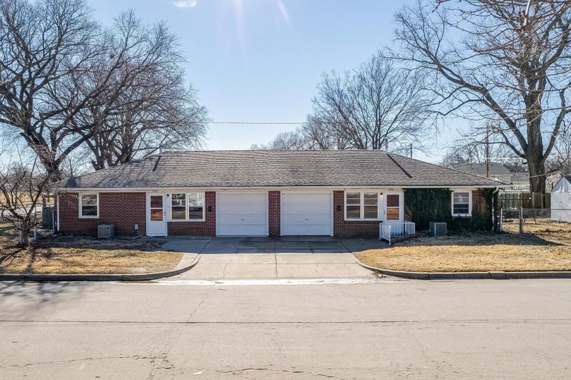 2321 E Skinner St, Wichita, KS 67211