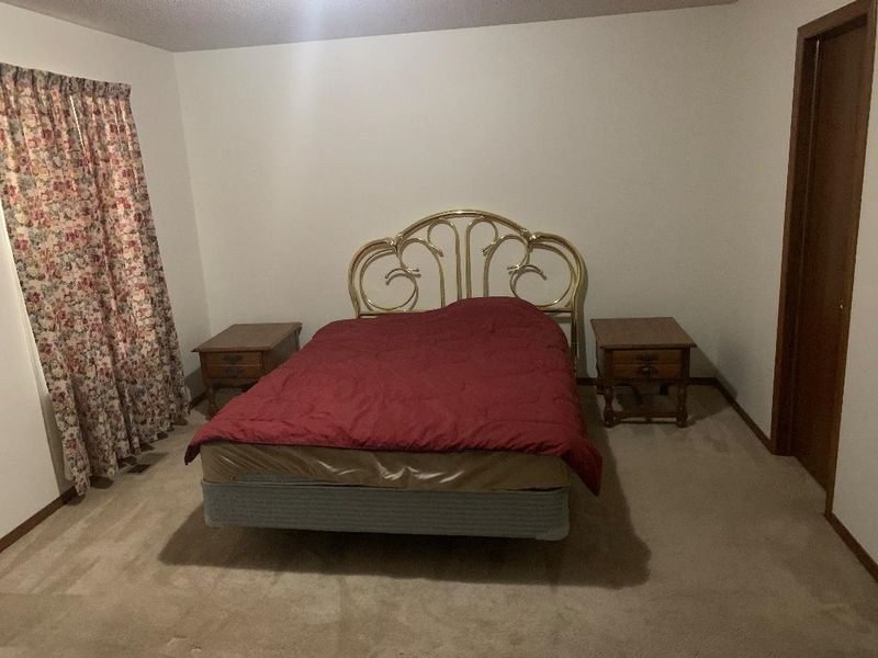 528 S Longbranch Dr, Maize, KS 67101