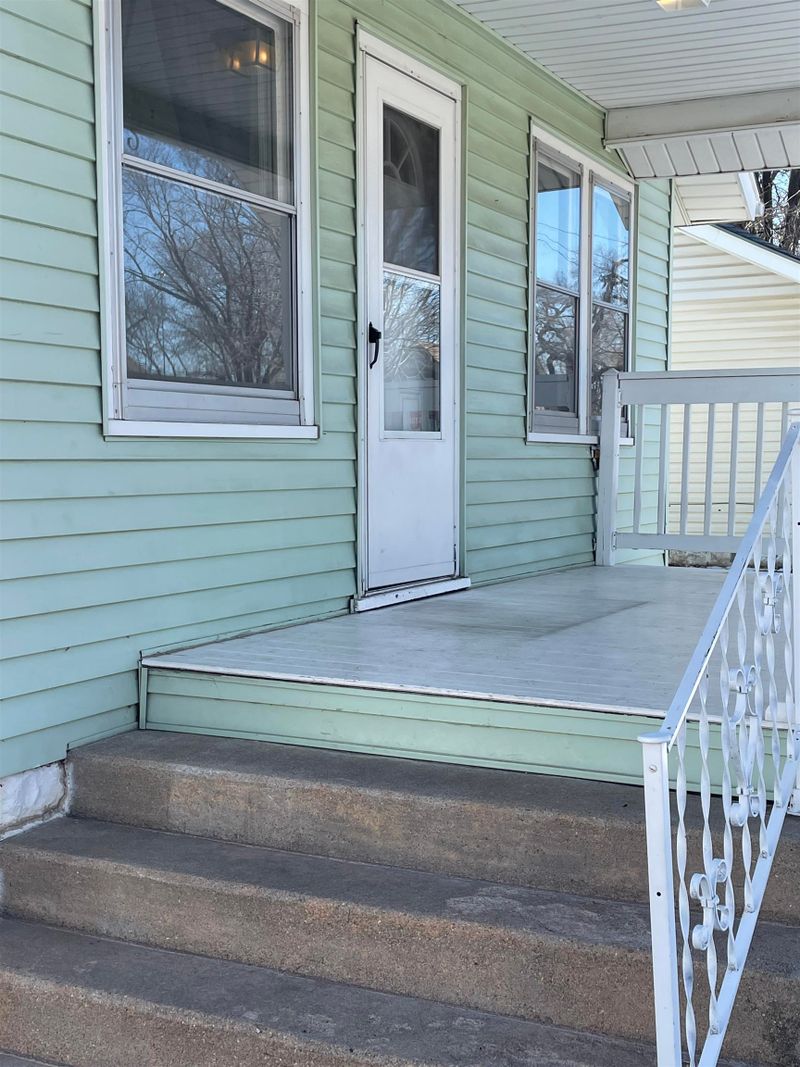 1315 E Orme St, Wichita, KS 67211