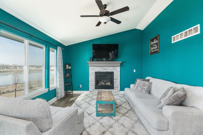525 S Horseshoe Bnd, Maize, KS 67101