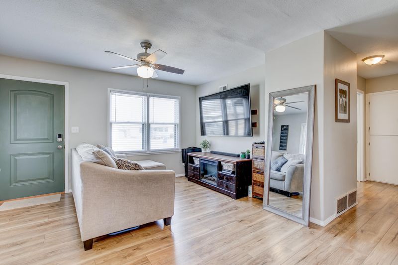 3421 S Everett St, Wichita, KS 67217