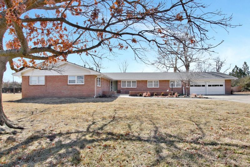 4707 E Looman St, Wichita, KS 67220