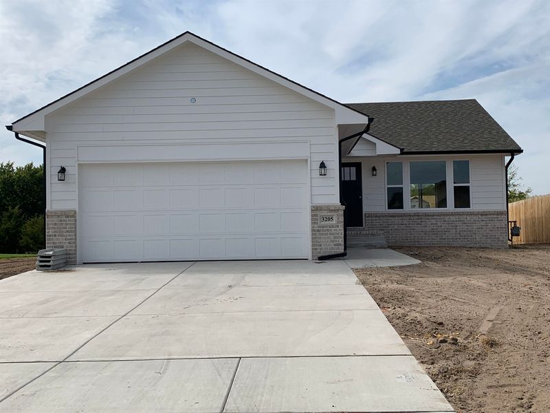 3205 E Shoffner Ct, Wichita, KS 67216