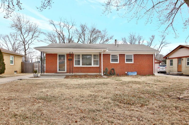424 S Lakeview, Derby, KS 67037