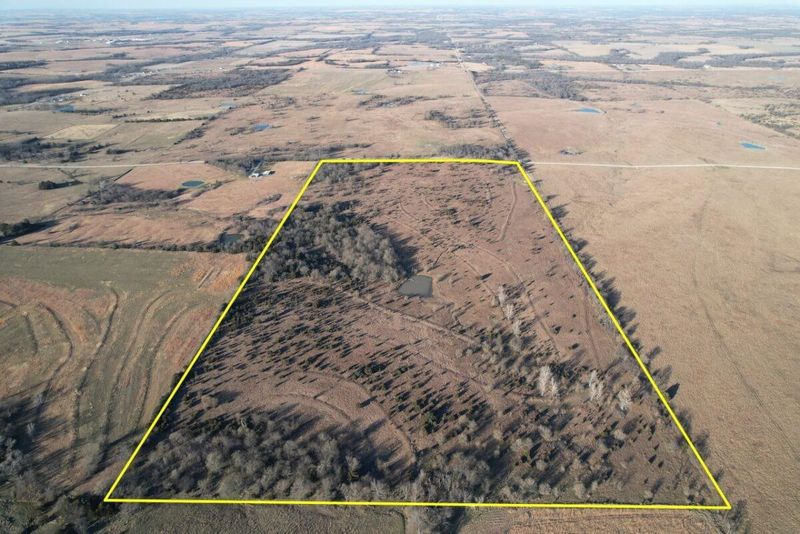 000 25th Rd, Waverly, KS 66871