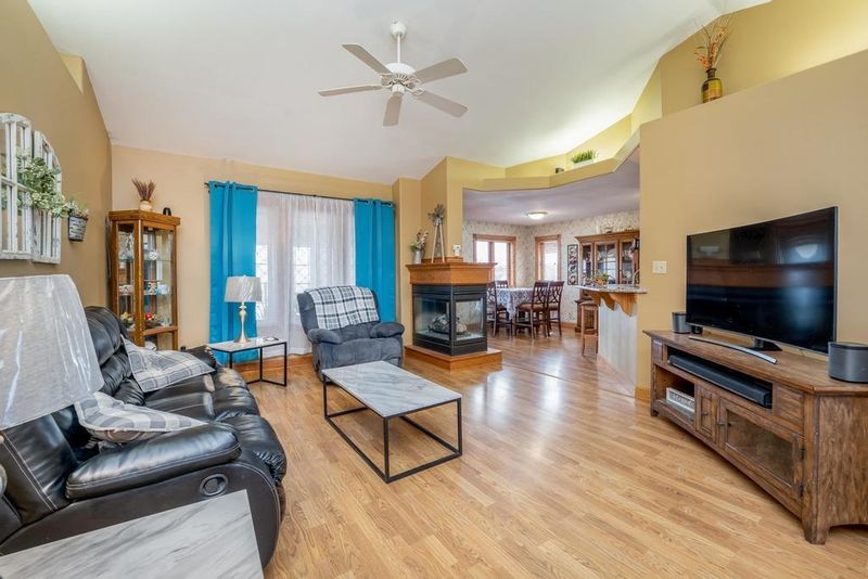 150 S Broadway Rd, Wellington, KS 67152