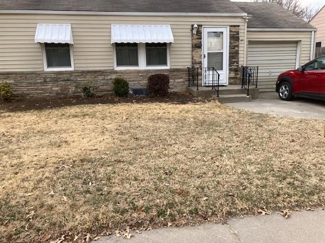 2703 S Santa Fe St, Wichita, KS 67216