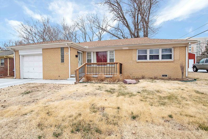 7808 E Indianapolis, Wichita, KS 67207