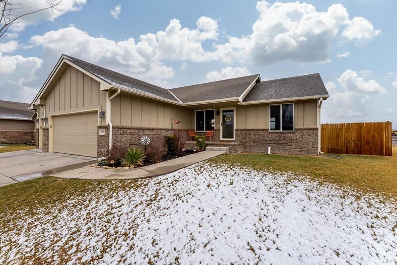 1475 N Aster St, Andover, KS 67002