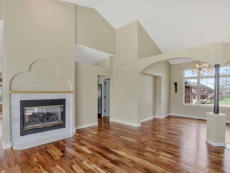 272 S Forestview St, Wichita, KS 67235
