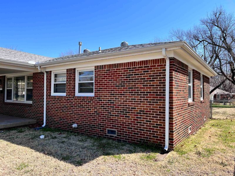 162 Stearns Ave, Haysville, KS 67060