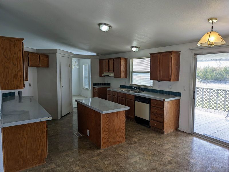 11751 SW 15th, Benton, KS 67017