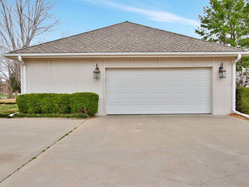 3205 Cabrillo Dr, Winfield, KS 67156