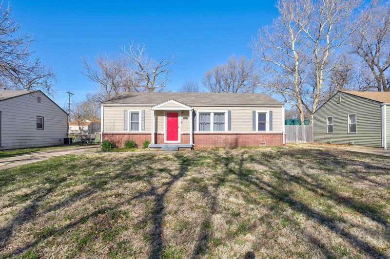 915 N Kokomo Ave, Derby, KS 67037