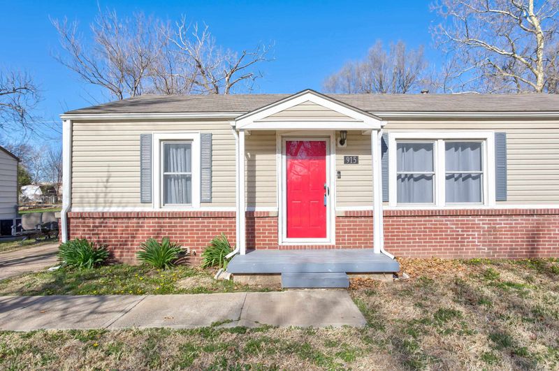 915 N Kokomo Ave, Derby, KS 67037