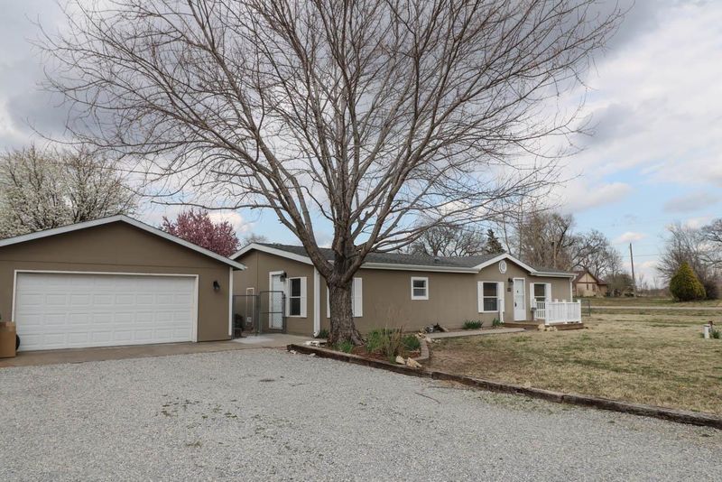 2314 E Winchester St, Wichita, KS 67216