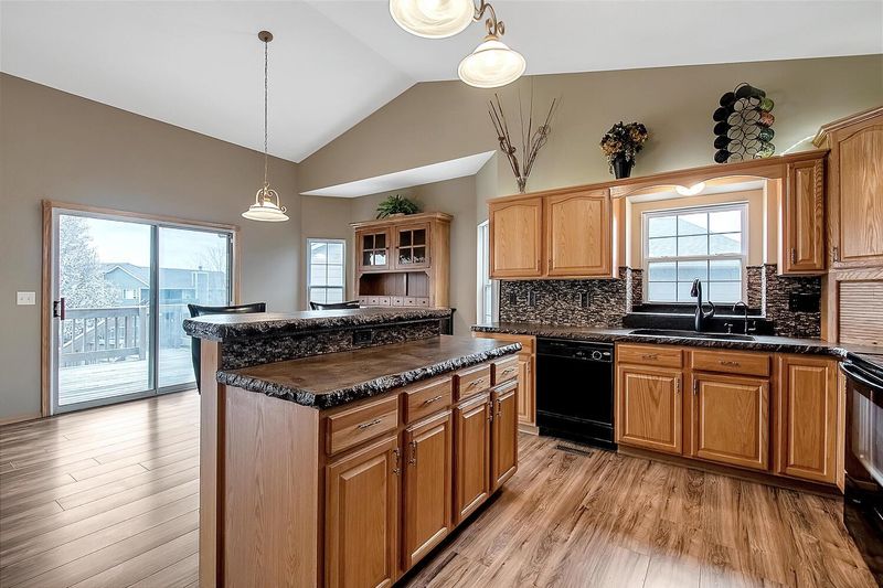 2302 E Saint Andrew St, Goddard, KS 67052