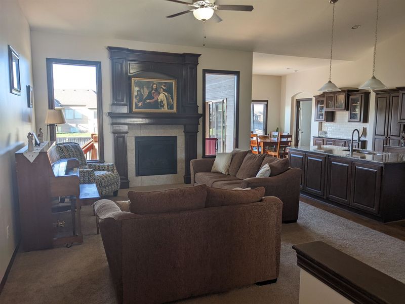 710 W Candlestar Ct, Andover, KS 67002-8248