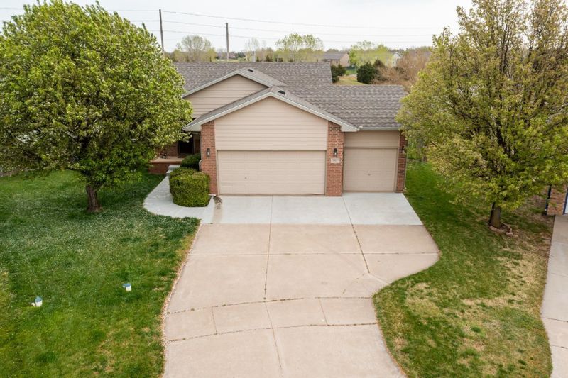 9409 W Ryan Ct, Wichita, KS 67205