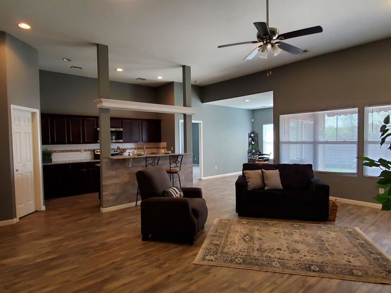 8605 E Millrun, Wichita, KS 67226